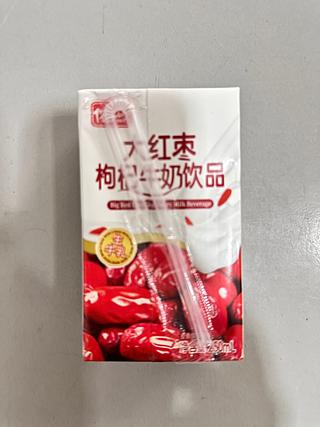 侬一点大红枣枸杞牛奶饮品 250ML